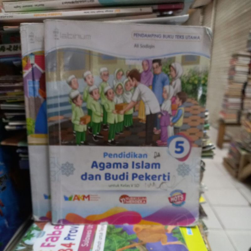 PENDIDIKAN AGAMA ISLAM DAN BUDI PEKERTI UNTUK SD/MI KELAS 5 KURMER HOTS AKM