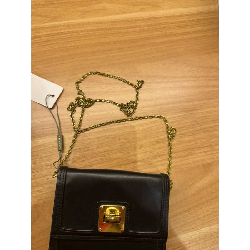 Tas wallet Charles and keith original yg