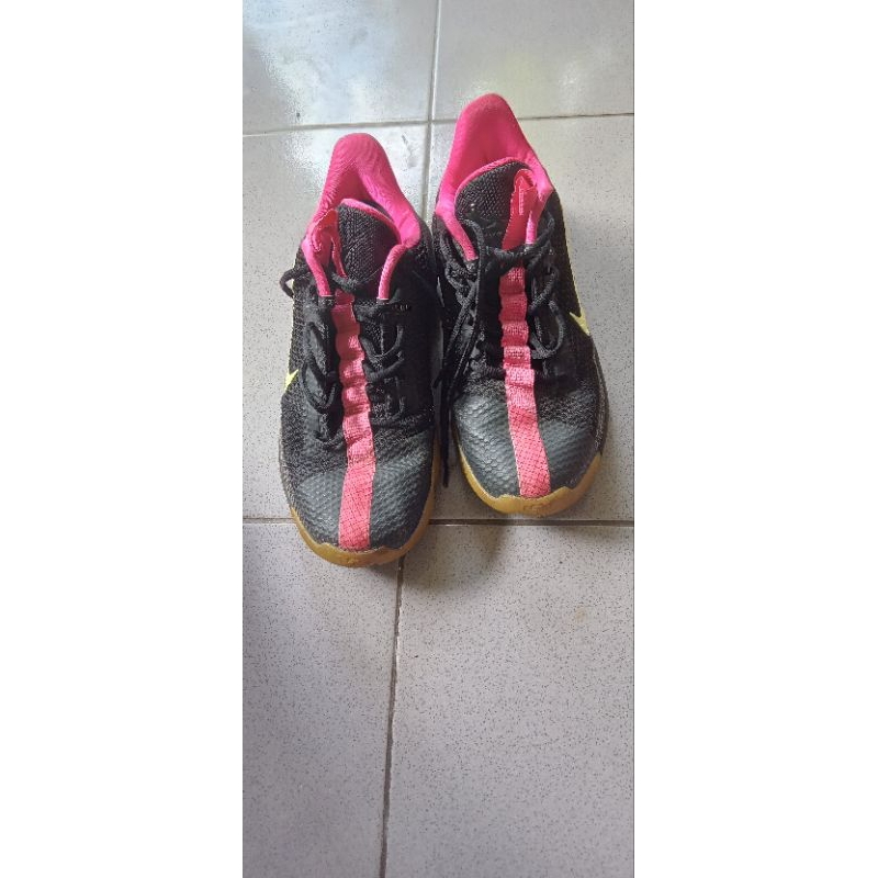 Sepatu basket Lebron Ambassador 13 Yeezy size 43