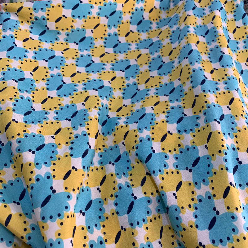 kain crepe motif - kain zara crepe - kain zara crepe motif