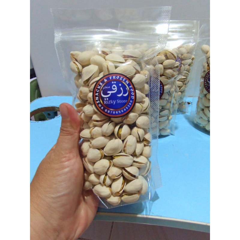 

KACANG PISTCHIO 200 GRAM