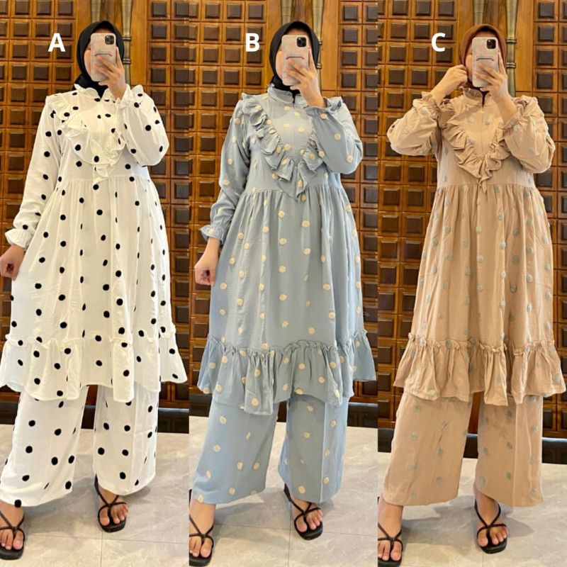 Lathifah set by dlovera