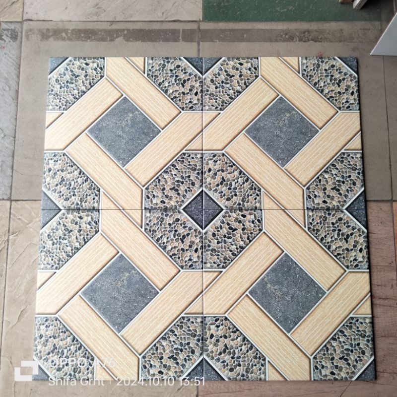 keramik lantai 50x50. Beige/Ikad