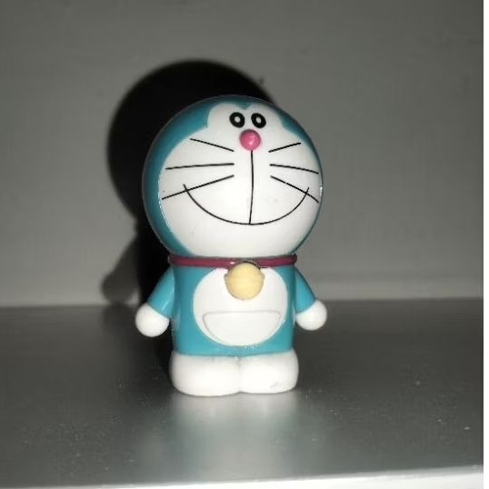 pajangan Doraemon