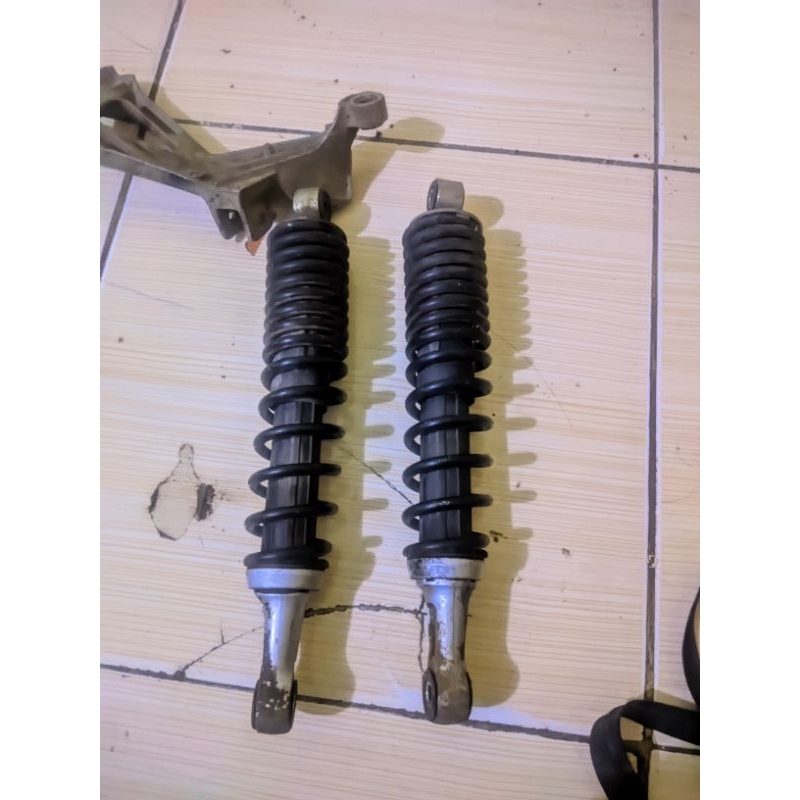 Shock Belakang copotan Supra x 125