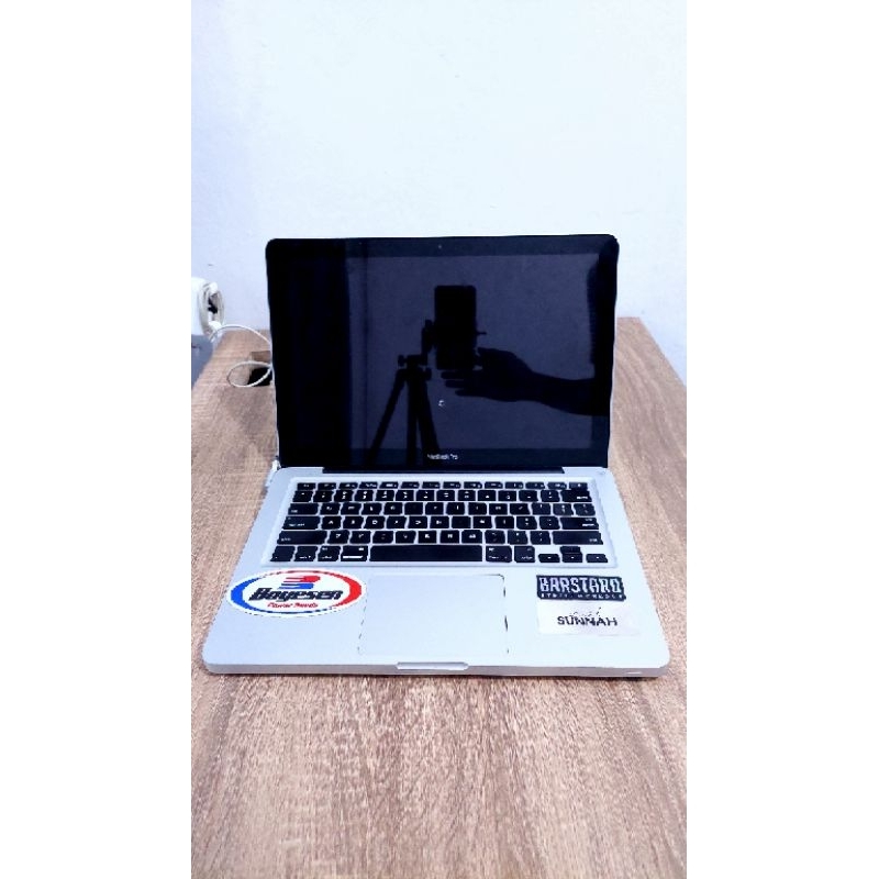 macbook pro 2012 8gb 250ssd 500 hdd minus batre