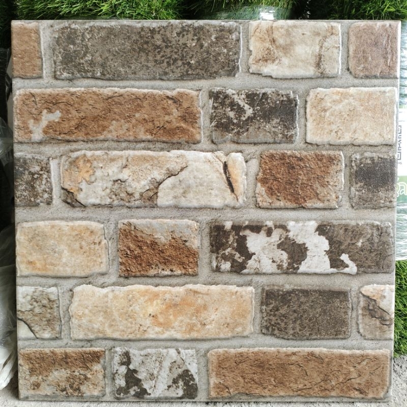 KERAMIK 40X40 MATT KASAR  MOTIF BATA TIMBUL COKLAT ABU