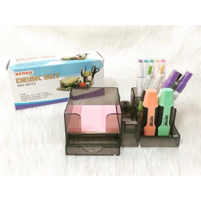 

rak pensil set/ desk set kenko K-8312/ rak pensil kenko murah/ rak pensil kantor/ rak pensil unik/ rak pensil murah