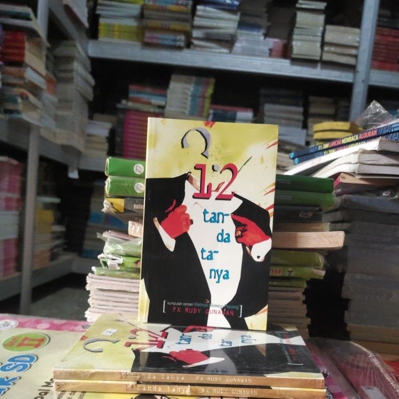 NOVEL REMAJA / 12 TANDA TANYA / PRODUK ASLI ORIGINAL