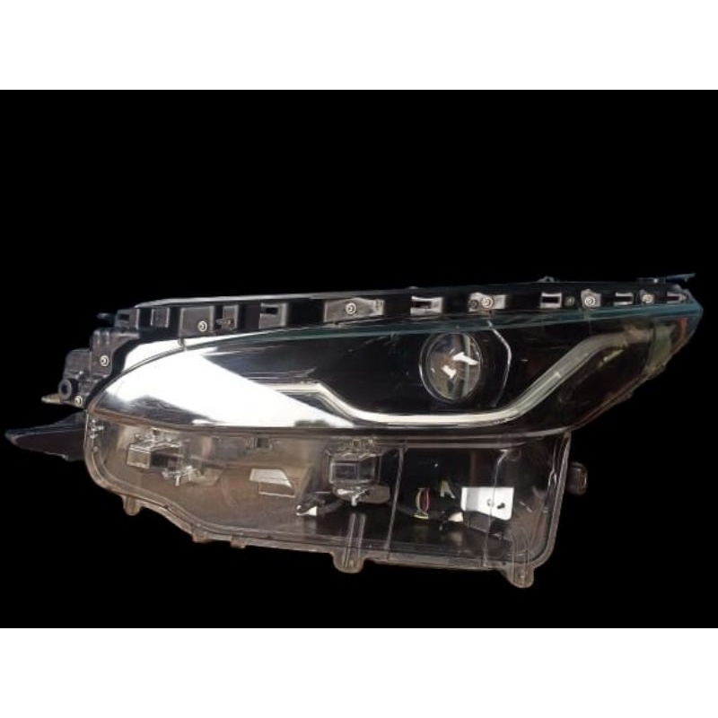 Headlamp Lampu Depan Toyota Fortuner VRZ 2021
