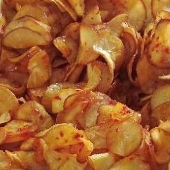 

keripik ubi balado pedas manis enak murah