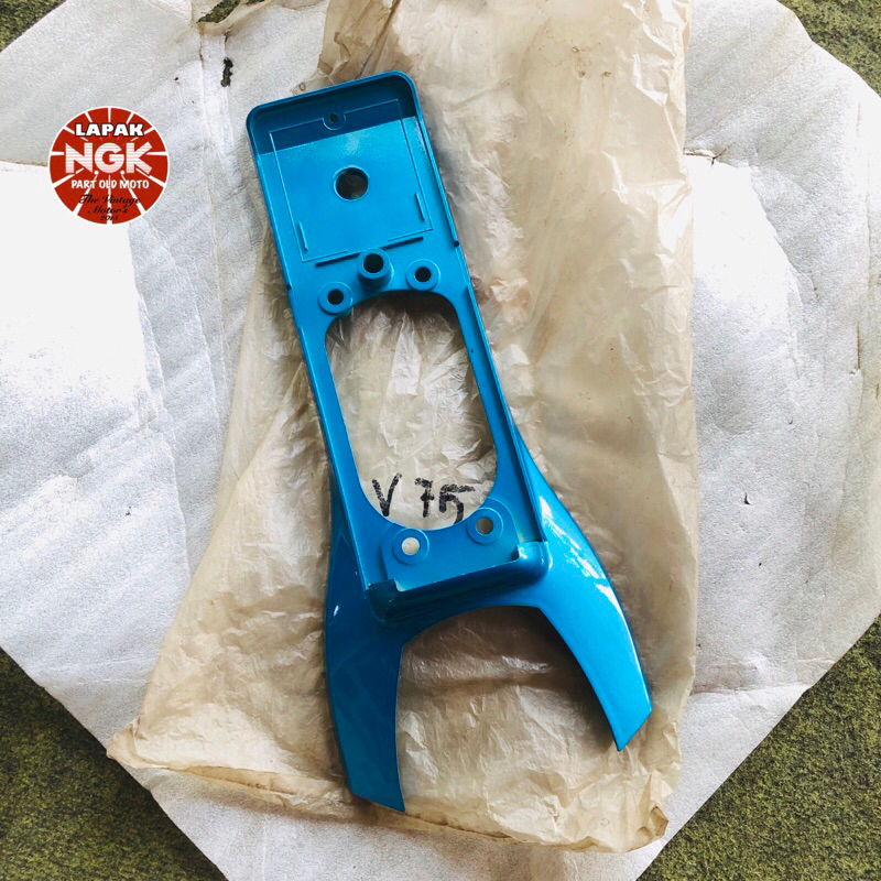 Panel dada yamaha v75 original nos japan biru