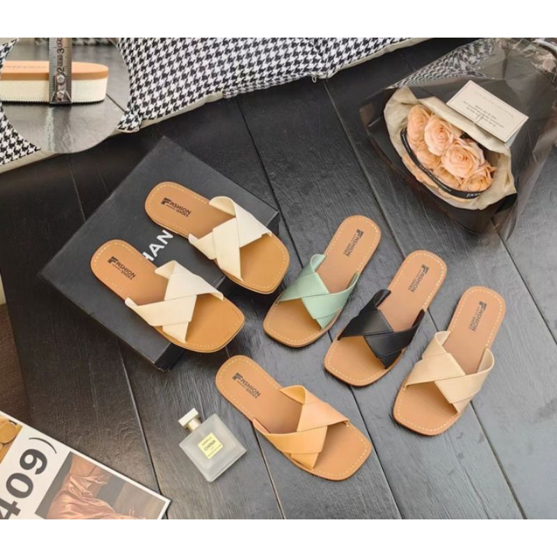 Sandal wanita keren/sendal slop jely/sendal karet DIVEN inport kekinian