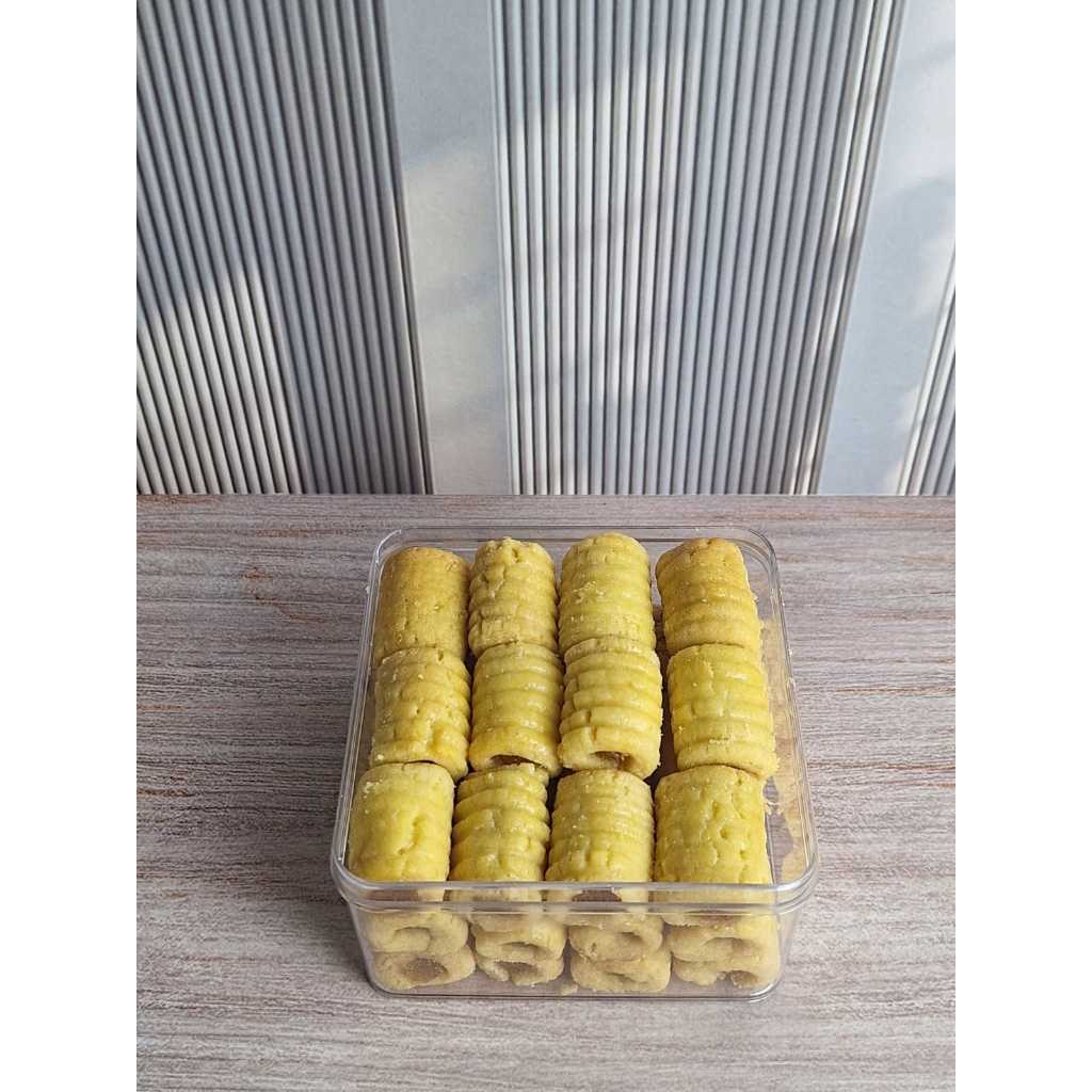 

Kue Kering Nastar Roll Premium Butter Enak Murah Cocok untuk Hampers Hari Raya Lebaran