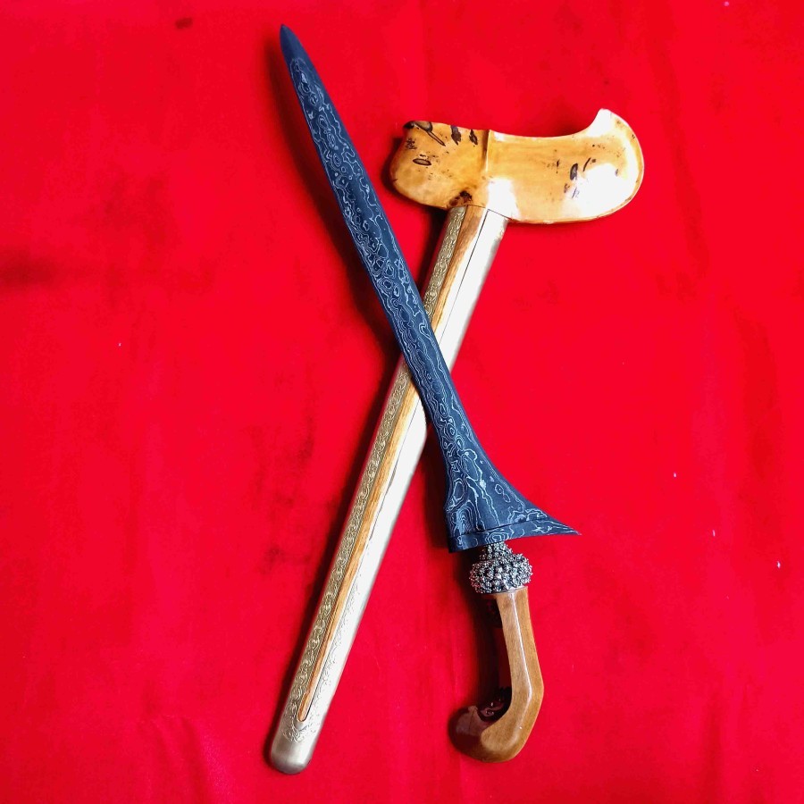Koleksi Seni Keris Jalak Tilam Sari Pamor Segoro Muncar Pusaka Antik