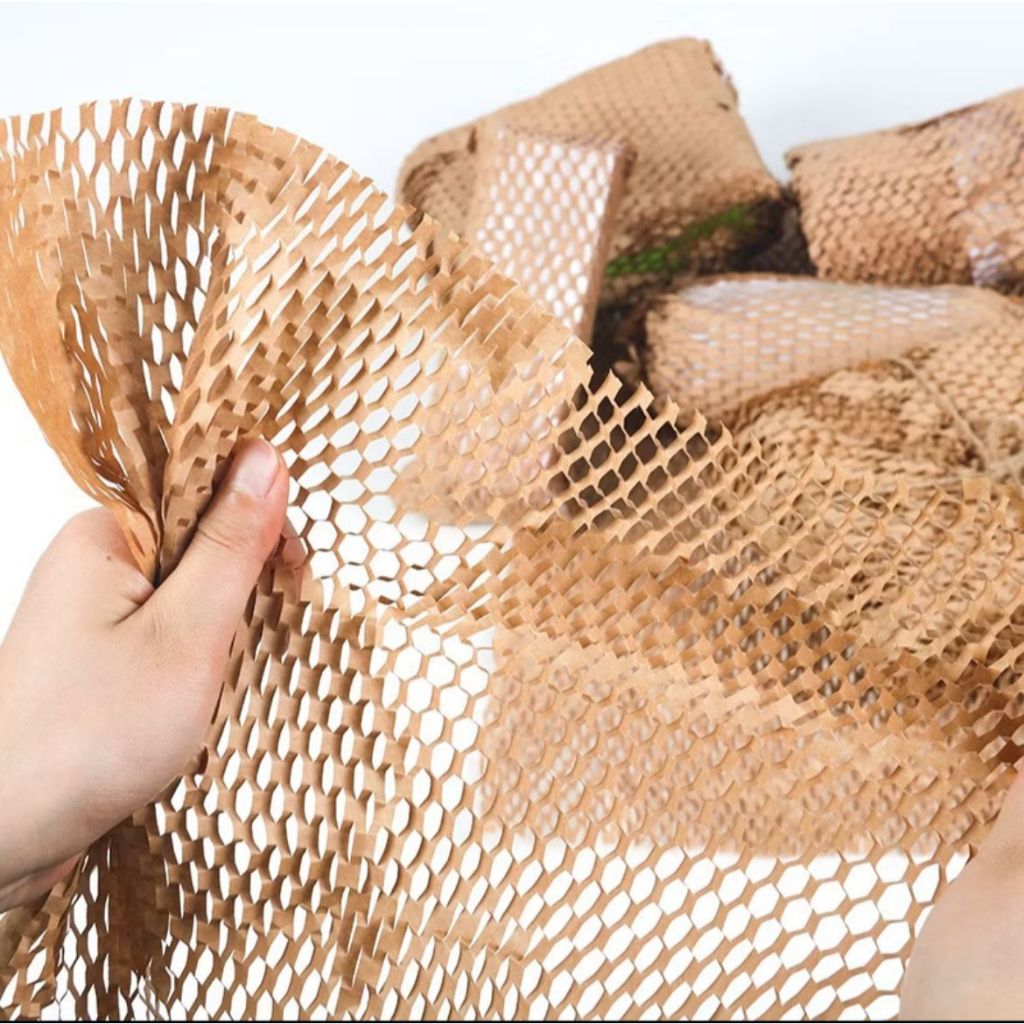 

1ROLL KERTAS BUBBLE WRAPPING/ HONEYCOMB WRAP/HEXCEL WRAP/HONEY COMB FLOWER PAPER WRAP/KERTAS WRAP BUCKET FLOWER