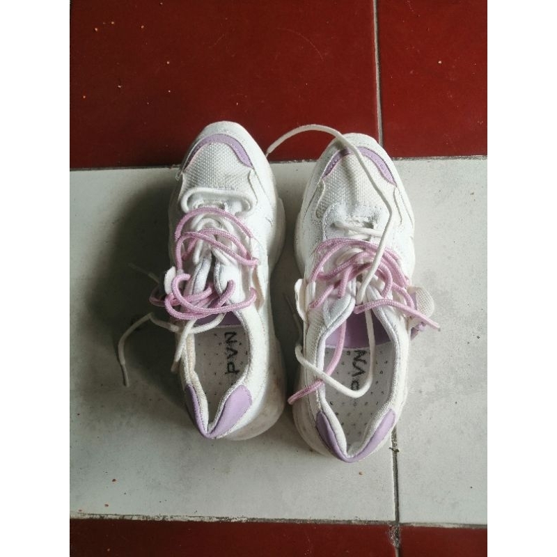 ( PRELOVED ) Sepatu PVN Ori wanita uk.37