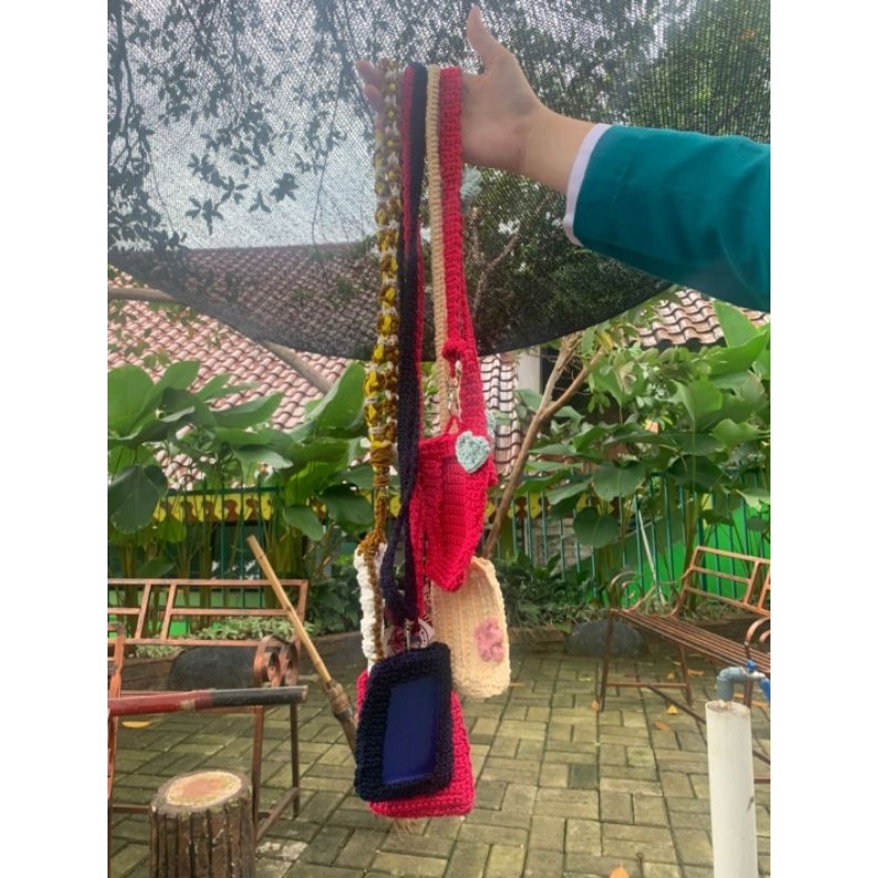 

Lanyard / Card Holder Rajutan