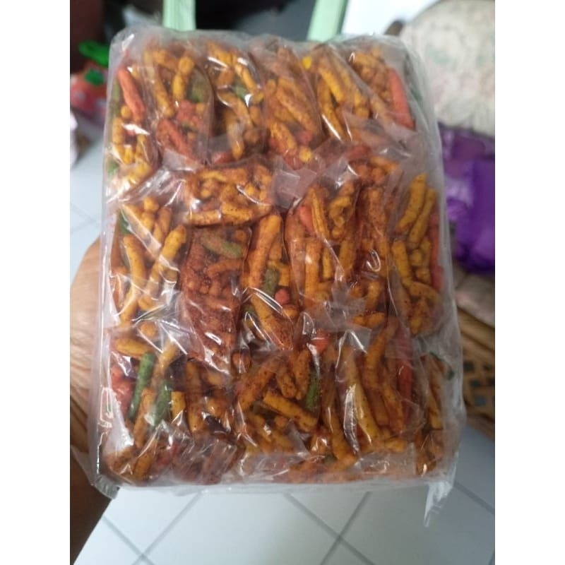 

Tik Tik jajanan pedas/Tiktik pedas jadul isi 20pcs (free buku tulis)