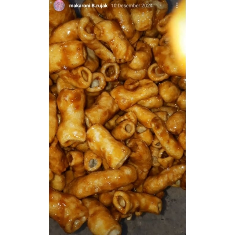

ANEKA KERIPIK PREMIUM PISANG KARAMEL RENGGINANG AKAR PINANG MAKARONI SEMPRONG MARNING
