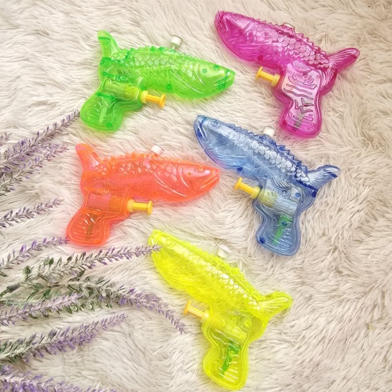Tembak air ikan/water gun