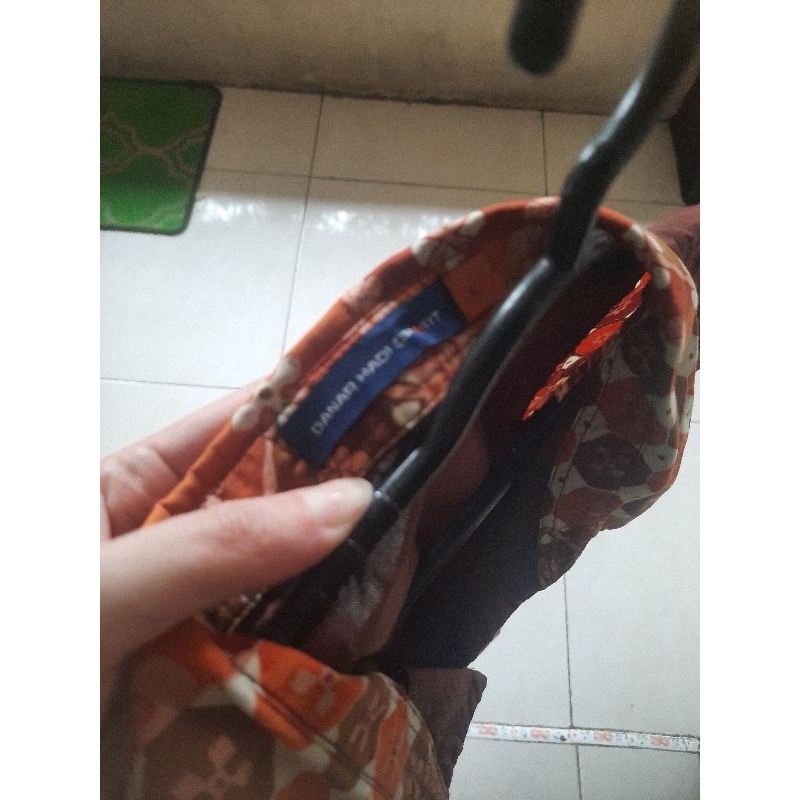 DANAR HADI Sport Preloved Kemeja Batik Cewek size L