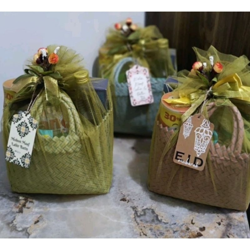 

KEMASAN HAMPERS TAS ANYAM (TANPA ISI)