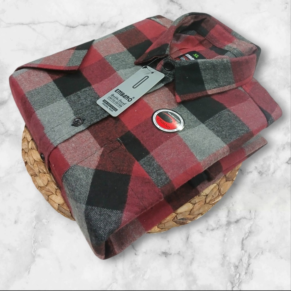 kemeja atasan baju pria lengan pendek EMBANO bahan flanel motif kotak ukuran size standar M L XL dis