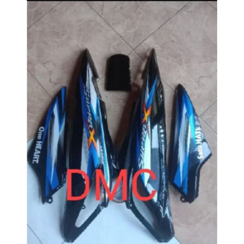 Bodi belakang+Box Aki motor Honda Supra X 125 New/ Supra 125 old set striping pasang warna hitam
