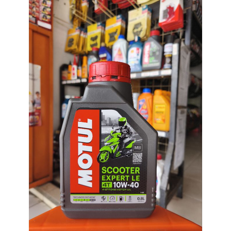 Motul Matic Scooter Expert Le 10W 40 dan 10W 30 800 ml