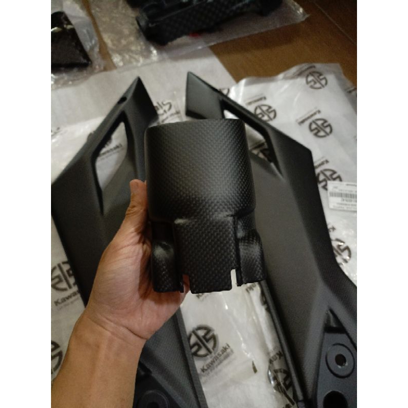 body tengah ninja rr new carbon plain