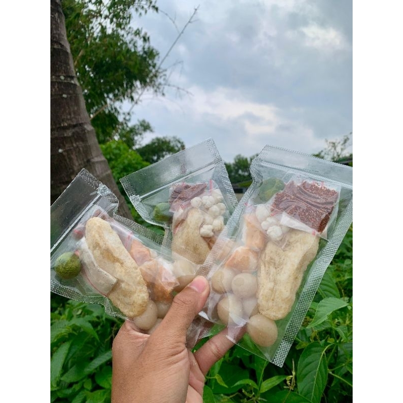 

sahabat baci cemilan saat hujan