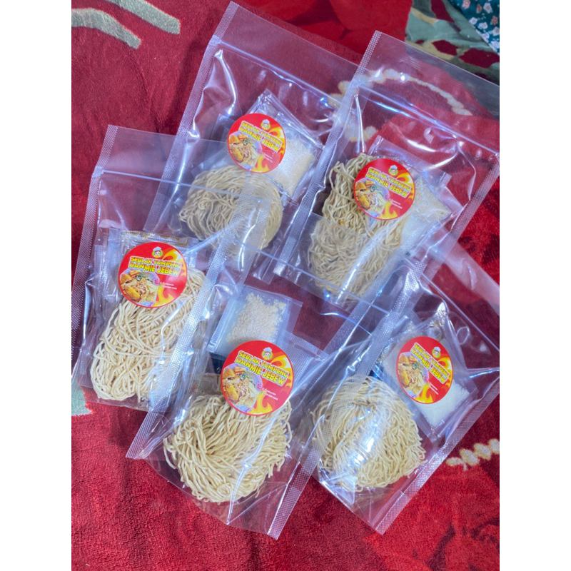 

Mie jebew isi 5pack-Mie jebew by hindasaridn-Mie jebew pedas-Seblaktumpengdanmiejebew