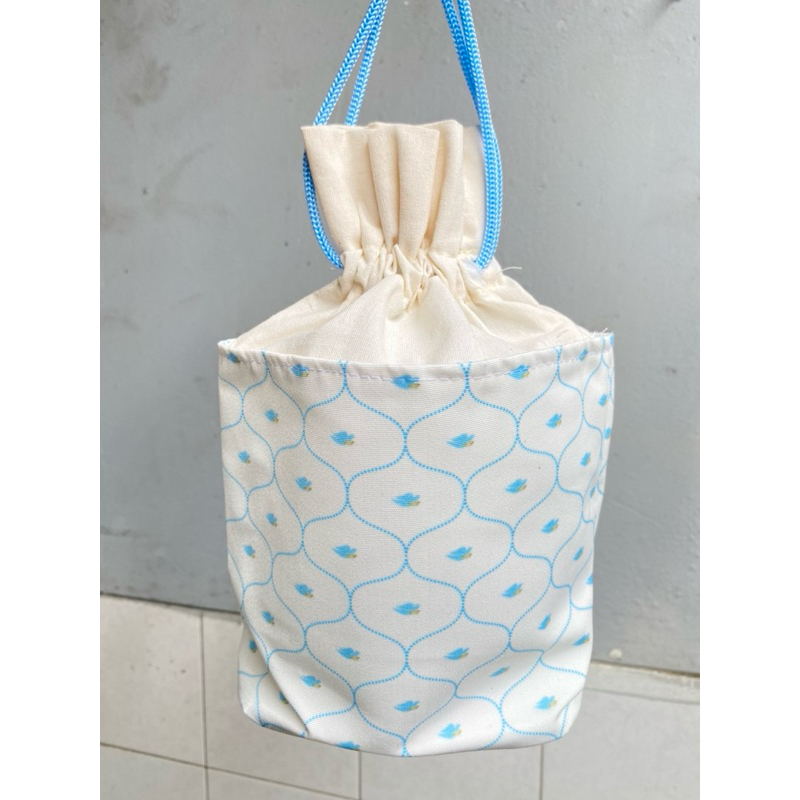 Pouch Serut / Drawstring Bag / Tas Serut / Tas Bekal Makan / Tempat Penyimpanan Makeup Cosmetic Skin