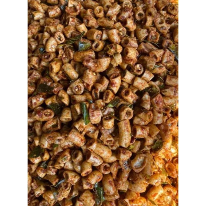 

makaroni pedas gurih & renyah daun jeruk