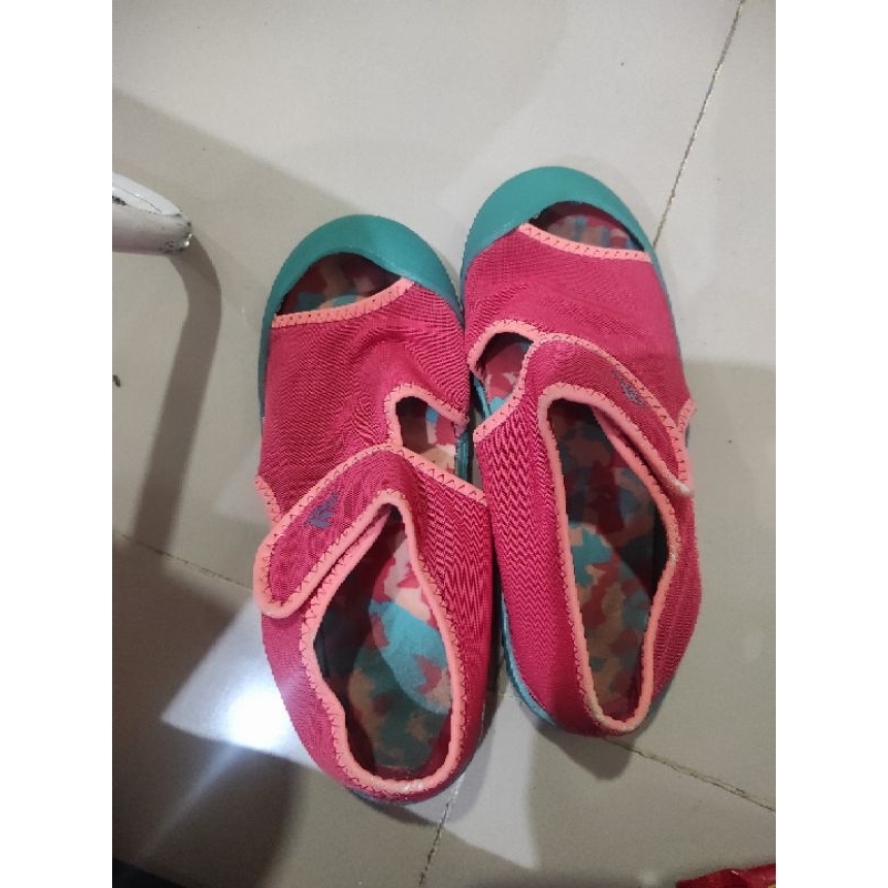 Sepatu Sandal Adidas PL