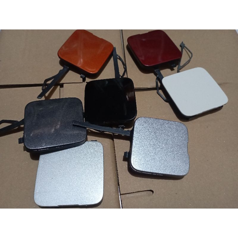 Tutup towing bemper belakang calya sigra original
