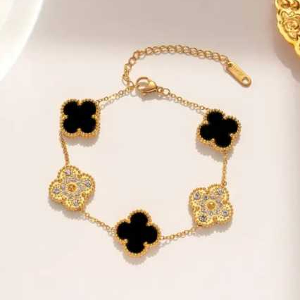 Shine Gelang / Bracelet Blink Onyx Black Clover Gelang Wanita Unisex Titanium Emas Simple Elegant ge