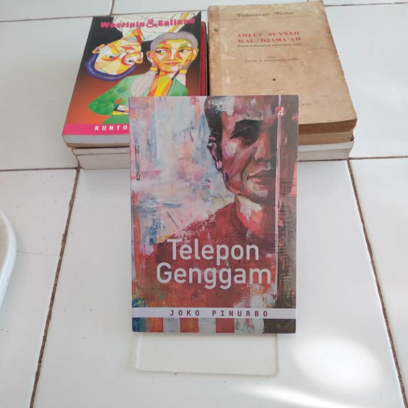 joko pinurbo telepon genggam