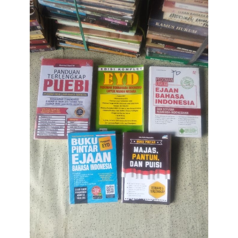 Buku Bahasa;  Panduan Lengkap PUEBI, Edisi Lengkap EYD, Pedoman Umum EJAAN BAHASA, MAJAS, PANTUN DSN
