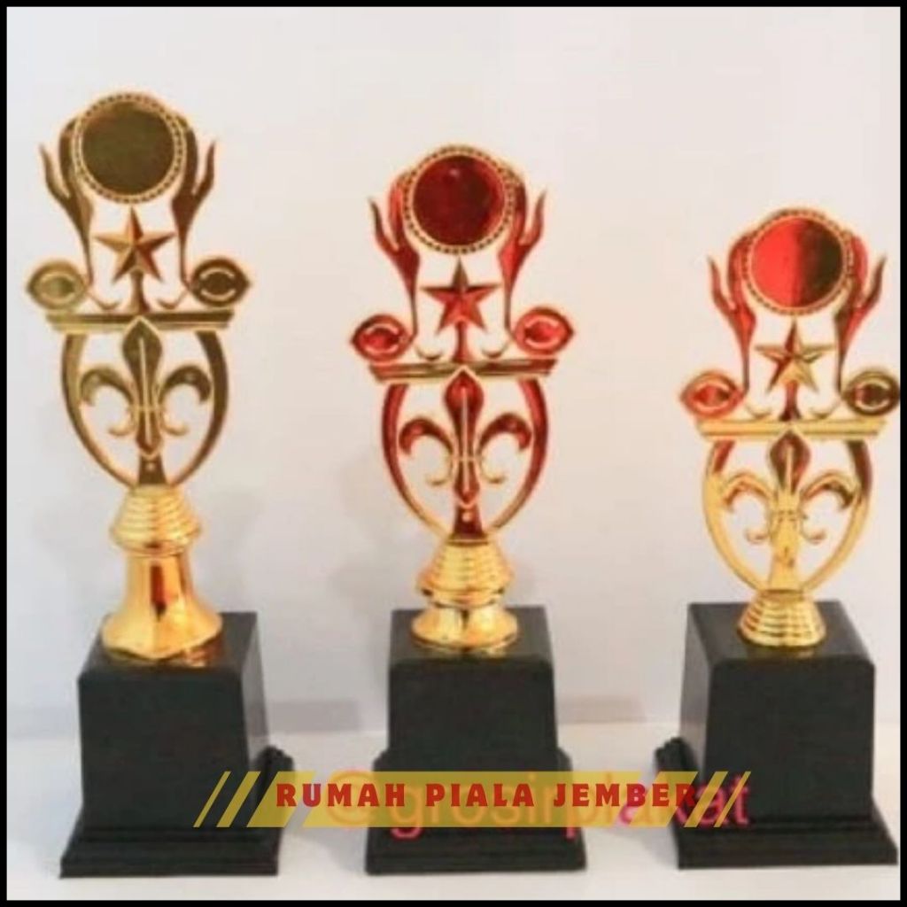 Piala Pramuka 1 set