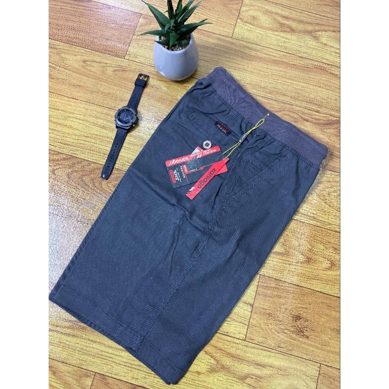 CELANA CHINOS PENDEK XANIAGO ABU GELAP