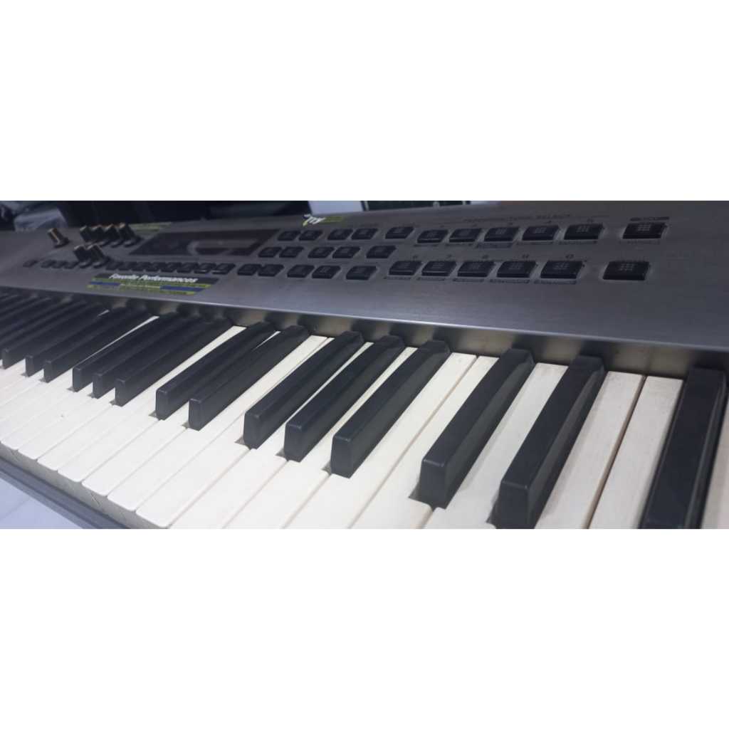 Piano Roland RS - 9 Synthesizer Second