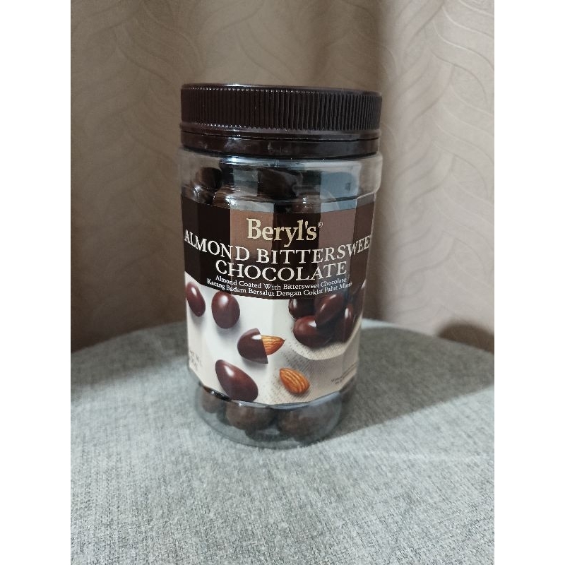 

BERYLS ALMOND BITTERSWEET CHOCOLATE