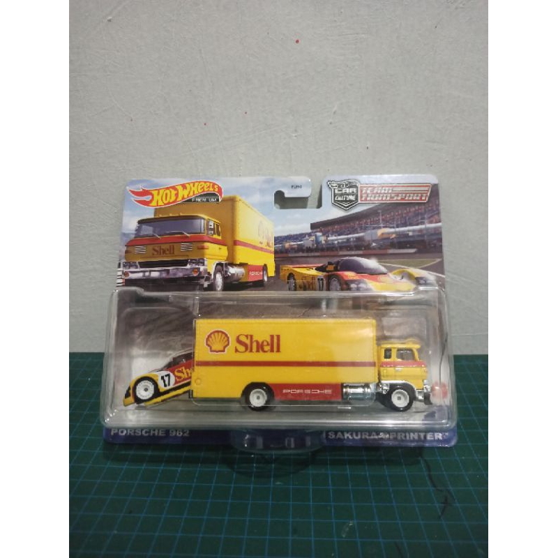 HOTWHEELS TEAM TRANSPORT PORSCHE 962 SHELL