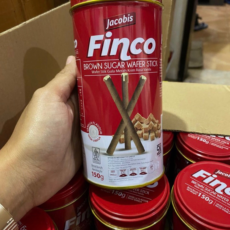 

Jacob's Finco Brown Sugar Wafer Stik Merah Krim Rasa Vanila 150g Exp 4/25