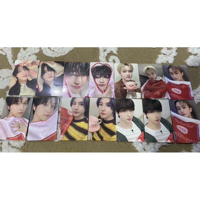 Pink christmas nct dream set 7 member jaemin jeno chenle Mark jisung Haechan baby bread selimut wink