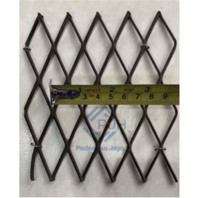 Expand metal mesh F 2028 ukuran custom kawat ram besi wiremesh industrial. ukuran mulai 120cm