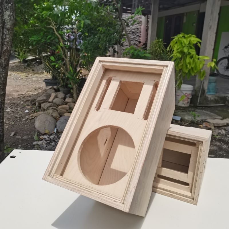 BOX LINE ARRAY 6 INCH SINGLE PLUS TWITTER