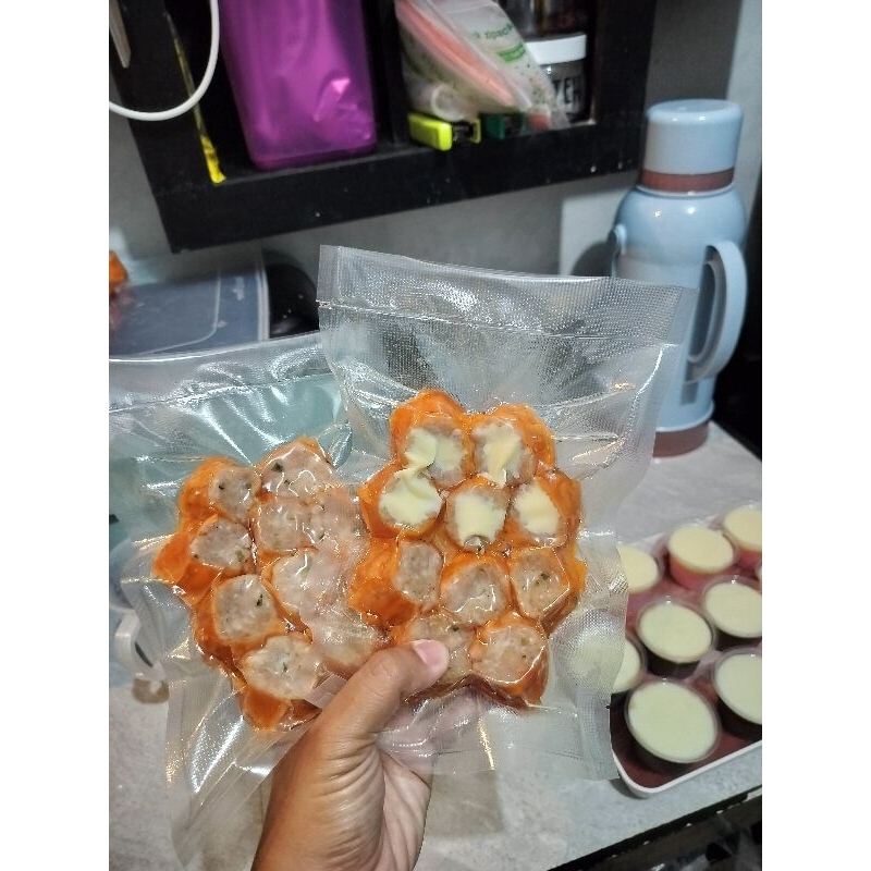 

DIMSUM AYAM FROZEN FOOD (ISI 10PCS) ORIGINAL / KEJU FREE SAOS DELMONTE